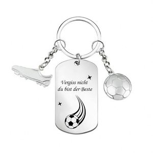 Porte-clés de football en acier inoxydable étanche, nouvelle mode, motif gaufré double face, forme irrégulière, vente chaude - Product Image 2