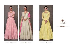 Robe Anarkali de créateur de qualité supérieure avec broderie et travail de séquence disponible au prix d'exportation - Product Image 2