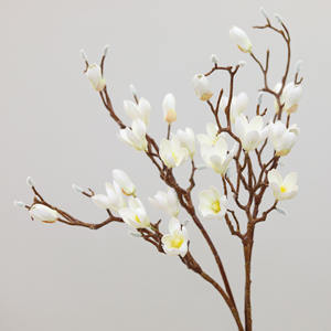 Branche de fleur de magnolia Yulan blanche de haute qualité, toucher réel, en PU fait main, pour la décoration de mariage, de la maison ou de Noël - Product Image 1