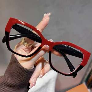 משקפי קריאה נגד אור כחול לשימוש יומיומי לנשים, בסגנון רטרו אירופאי ואמריקאי, עם מסגרת עין חתול, סיטונאי. - Product Image 4