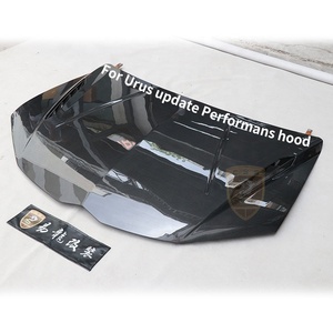 लेम्बोर्गिनी उरस के लिए उत्कृष्ट गुणवत्ता शुष्क कार्बन फाइबर हुड कवर - Product Image 6