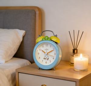 <span class=keywords><strong>Orologio</strong></span> da Tavolo in Plastica a Forma di Campana con Motivo Arancione per Bambini - Product Image 3