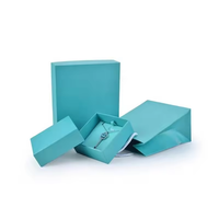 Boîtes à bijoux rigides en papier spécial de haute qualité avec couvercle et doublure en éponge, design élégant, personnalisables