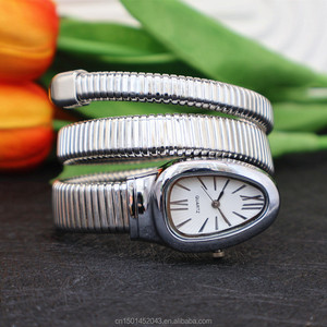 Nuevo Reloj de Pulsera Minimalista, Elegante y Exclusivo para Mujer, un Reloj de Cuarzo de Lujo con Forma de Serpiente para Damas - Product Image 6