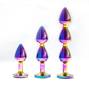 Jouet sexuel coloré pour couple en métal à trois boucles avec perles de cristal, plug anal en forme de cœur pour l'amour et le plaisir - Product Image 1