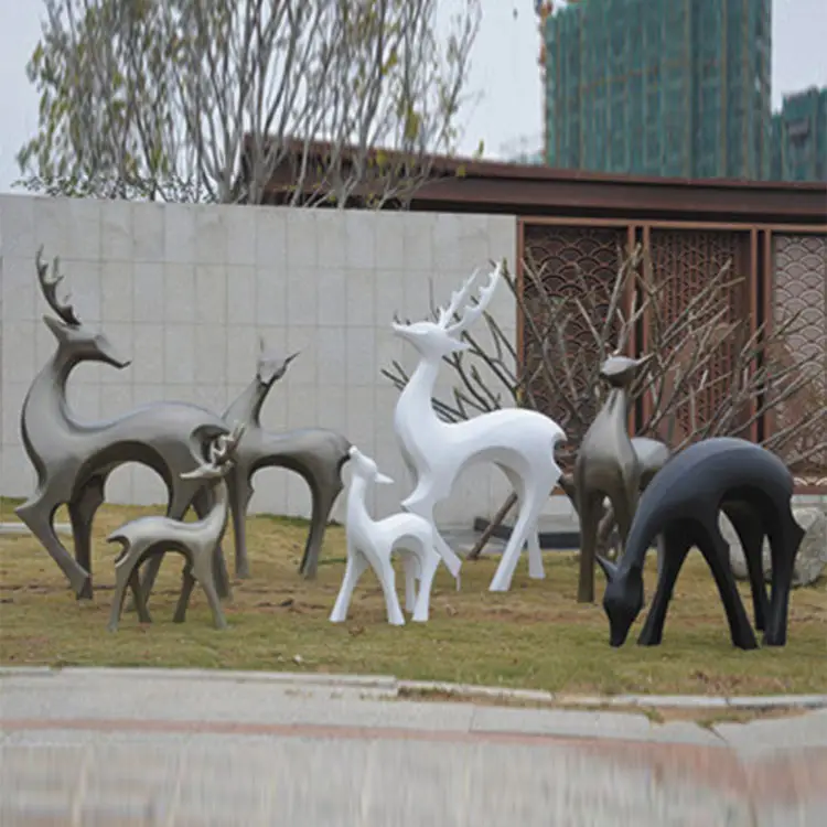FRP Geometric Abstract Lawn Landscape Decoration Fiberglass Craft Animals Deer Sculpture