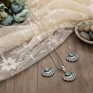 Juego de Collar y Pendientes con Cadena de Piedras Pota Oxidadas en Verde Menta de Jewelemarket, Colección de Joyería Fina y Elegante, 0g - Product Image 3