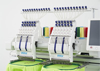 Machine à broder informatisée à double tête 12 aiguilles QS-1202 Dahao pour casquettes, t-shirts, logos et étiquettes