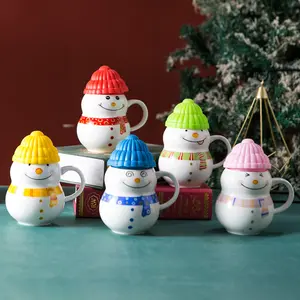 Vente en gros <span class=keywords><strong>pas</strong></span> <span class=keywords><strong>cher</strong></span> personnalisé drôle bonhomme de neige dessin animé tasses et mugs en porcelaine mignon tasse à café en céramique avec couvercle - Product Image 1