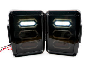 Feux arrière à <span class=keywords><strong>LED</strong></span> clignotants pour <span class=keywords><strong>Jeep</strong></span> <span class=keywords><strong>Wrangler</strong></span> <span class=keywords><strong>JK</strong></span> 2007+ (version EURO/US) - Product Image 3