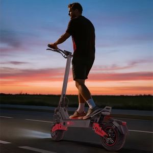 Trottinette électrique à double moteur de 11 pouces, longue portée, haute vitesse, pliable pour adultes, fabriquée en Chine, H8 Freeboy E Street 60 H8 Freeboy E Scoote - Product Image 1