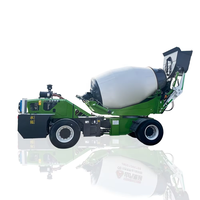 Camion malaxeur à béton autochargeur Chine, camion malaxeur à béton et ciment autochargeur pour travaux de construction