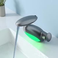 Mélangeur d'eau chaude et froide à poignée unique de haute qualité Robinet de lavabo de salle de bain Robinet intelligent