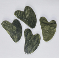 Appareil de massage Gua Sha en jade Xiuyan, outil de beauté à prix abordable pour le lifting du visage