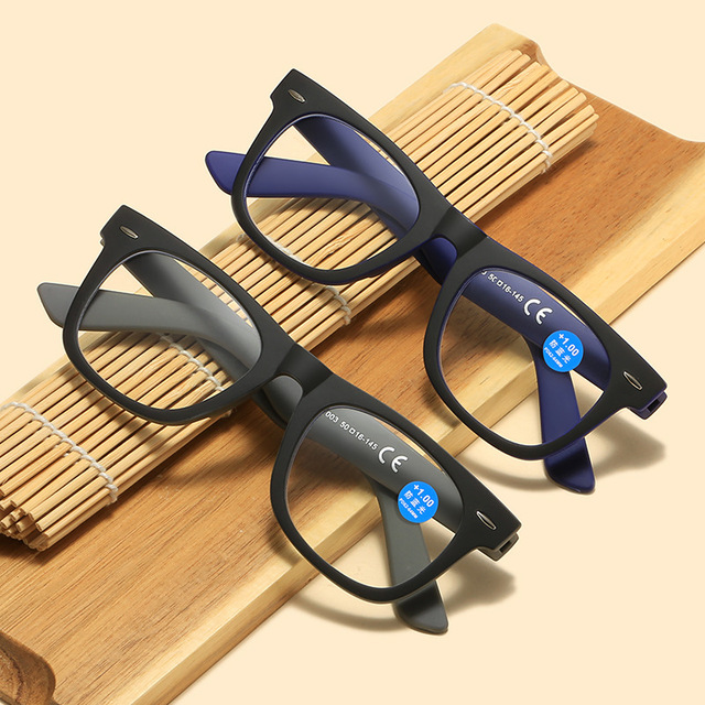 New Premium Blue Light Blocking Ultra Light Reading Glasses for Seniors Custom Logo Wholesale Bulk Order