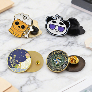 Fabricants chinois <span class=keywords><strong>de</strong></span> broches : Badges en métal en gros, épingles <span class=keywords><strong>de</strong></span> revers personnalisées, épingles en émail dur et souple, badges en fer mignons et kawaii pour chapeaux - Product Image 1