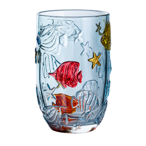 Gobelet en verre bleu peint à la main avec motif de poissons tropicaux, verres à vin colorés avec motif de monde sous-marin en relief pour les fêtes au bord de la piscine - Product Image 6
