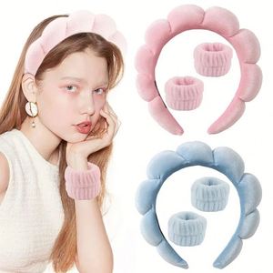 Ensemble bandeau et serviettes de poignet en peluche pour spa, lavage du visage, maquillage et soins de la peau, motif éponge nuage doux, pour femmes et filles - Product Image 3
