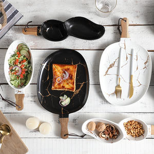 Pizza Steak en céramique marbrée Salade Assiette à pâtes Pain <span class=keywords><strong>aux</strong></span> fruits Sushi Dessert Plateau de service avec manche en <span class=keywords><strong>bois</strong></span> Vaisselle de <span class=keywords><strong>restaurant</strong></span> - Product Image 1