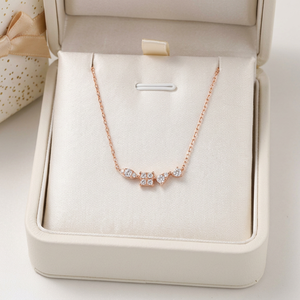 Collier pendentif minimaliste en or rose massif 18 carats et diamant naturel, fait main, élégant, vente en gros, pour femmes - Product Image 5