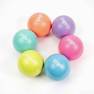 Balle anti-stress en mousse souple de 6,3 cm avec logo imprimé, jouet promotionnel à presser pour hommes âgés - Product Image 1