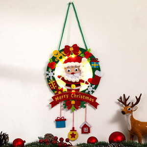 Couronne <span class=keywords><strong>de</strong></span> <span class=keywords><strong>Noël</strong></span> <span class=keywords><strong>de</strong></span> haute qualité avec lumières, faite à la main pour enfants, pendentif créatif DIY, <span class=keywords><strong>décoration</strong></span> <span class=keywords><strong>de</strong></span> <span class=keywords><strong>maternelle</strong></span> 21*45cm en tissu - Product Image 4