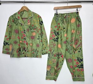 เสื้อคลุมนอนผ้าฝ้ายพิมพ์ลายดอกไม้สำหรับผู้หญิง แขนยาว ปกพับได้ สวมใส่สบายๆ ในฤดูใบไม้ผลิ - Product Image 2