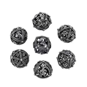 Dés de jeu tactiles en cuivre et plastique de 16 mm pour Halloween – Design personnalisable pour kits de jeu et activation de marque - Product Image 4