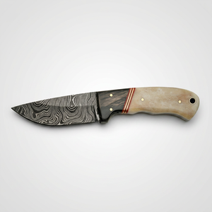 Hermoso Cuchillo Skinner de Hoja Fija de Acero de Damasco de Grado Industrial con Punta Caída y Borde Recto, Personalizable OEM, con Empuñadura de Hueso de Camello y Cuero de Toro - Product Image 3