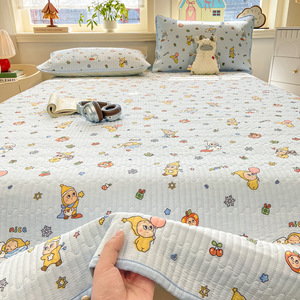 Conjunto de Cama 3 Peças King Size com Colcha Acolchoada de Gaze Dupla Camada Lavável Classe A e Estampa de Desenho Animado - Product Image 3