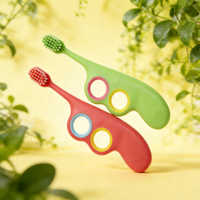 Nouvelle conception d'usine, brosse à dents pour enfants à prise facile, nettoyage dentaire, logo personnalisé, brosse à dents pour enfants à usage domestique