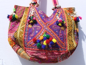 Sac à bandoulière ethnique indien Banjara brodé à la main 2026, pochette colorée bohème grande capacité avec fermeture éclair, imperméable - Product Image 2