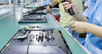 Ligne de production de téléviseurs semi-automatique, système de convoyeur pour l'assemblage de téléviseurs LCD LED pour usine d'électronique