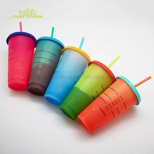 Vasos de Plástico que Cambian de Color con Tapa y Pajita, Paquete de 5, 700 ml, 24 oz, con Logotipo Creativo de Moda, Fabricante Económico 2024 - Product Image 3