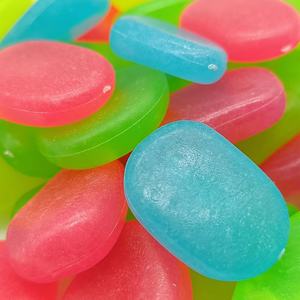 Piedras luminosas de plástico de resina de colores para el cultivo de suculentas en macetas adoquines y guijarros - Product Image 3