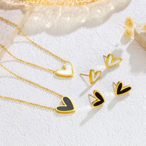 Fashion Light Luxury Simple Design <b>Black</b> <b>Heart</b> Necklace 18K Gold White Shell <b>Heart</b> Necklace Earrings Set Asymmetrical <b>Heart</b> - Product Image 1