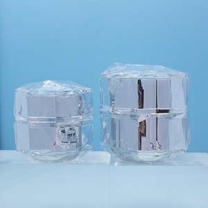 Fournisseur d'usine – Contenants cosmétiques vides de 15g, 30g, 50g – Bouteilles pour soins de la peau – Emballage de luxe – Pot en acrylique pour gommage des lèvres - Product Image 3