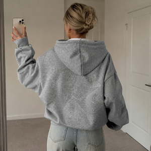Sweat à capuche gris d'hiver en tricot avec strass et doublure polaire pour femme, coupe courte, coupe ample, style streetwear - Product Image 1