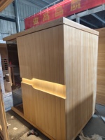 La Popular Sauna Interior de Alta Calidad, Reconocida a Nivel Mundial, Está Hecha de Madera de Hemlock Canadiense/Cedro Rojo.