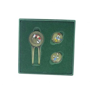 Juego de Golf de Metal Personalizado en Oferta, Marcador de Pelota Magnético con Forma de Horquilla de Golf - Product Image 3