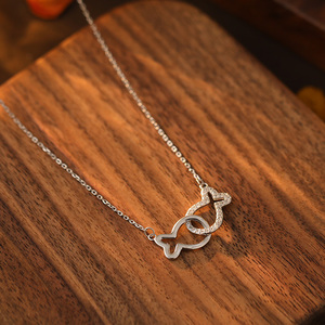 Gioielli di moda 925 argento Sterling carino doppio pesce bacio collana pendente per le donne - Product Image 3