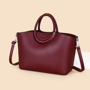Bolso Tote de Gran Capacidad para Viajes, Bolso de Hombro Cruzado Vintage de Alta Gama para Mujer, Versátil - Product Image 3