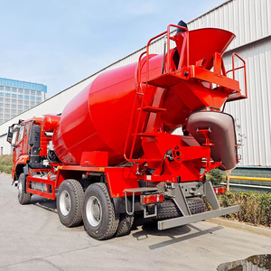 Camion malaxeur à béton HOWO NX d'<span class=keywords><strong>occasion</strong></span> de bonne qualité, 12 mètres cubes, <span class=keywords><strong>grand</strong></span> camion à ciment Sinotruck avec pompe - Product Image 6