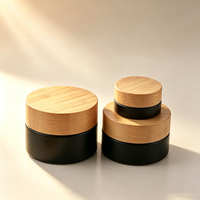 Pot en verre givré noir mat avec couvercle en bambou, disponible en 5g, 10g, 15g, 20g, 30g, 50g, 100g