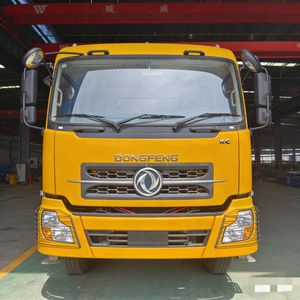 Questa gru per camion gialla 4 * 8 può sollevare e caricare merci, e ha molte applicazioni. Hai piacere di IT? - Product Image 2
