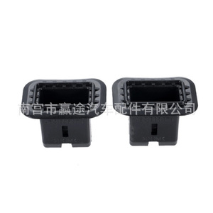 คลิปยึดเบาะนั่งสำหรับรถยนต์ Volkswagen Golf Beetle Audi A4 A6 Q7  อะไหล่พลาสติก  รุ่น 4B0886373 - Product Image 1