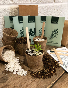Kit de Inicio de Jardín con Bolsa de Ensalada de Hierbas Orgánicas Ecológicas, Flores Artificiales Gigantes para Uso en Escritorio o Suelo con Macetas Colgantes - Product Image 6