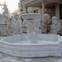 Oeuvre en pierre décorative artisanale personnalisée pour villa de luxe, cour et fontaine en marbre pour paysage de villégiature