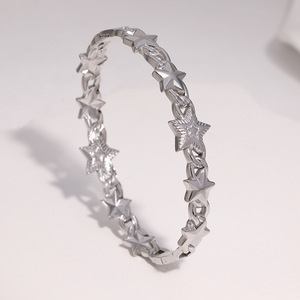 Brazalete <span class=keywords><strong>Dina</strong></span> para Mujer, de Acero Inoxidable, Plateado/Dorado, con Estrella Personalizada, Minimalista, Moderno, con Cierre, Antideslustre - Product Image 4