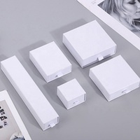 Ensemble cadeau de montres, bijoux et lunettes JUSTOP, emballage personnalisable, matériaux haut de gamme, logo personnalisé, design unisexe, personnalisable